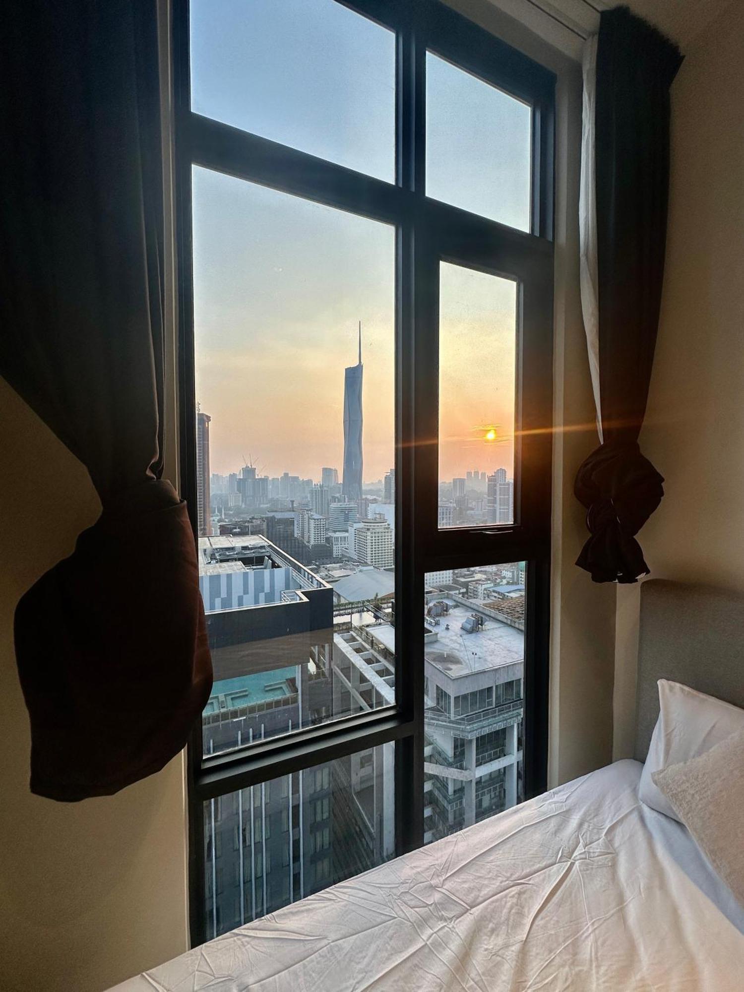 Axon Suites Premium Pangsapuri