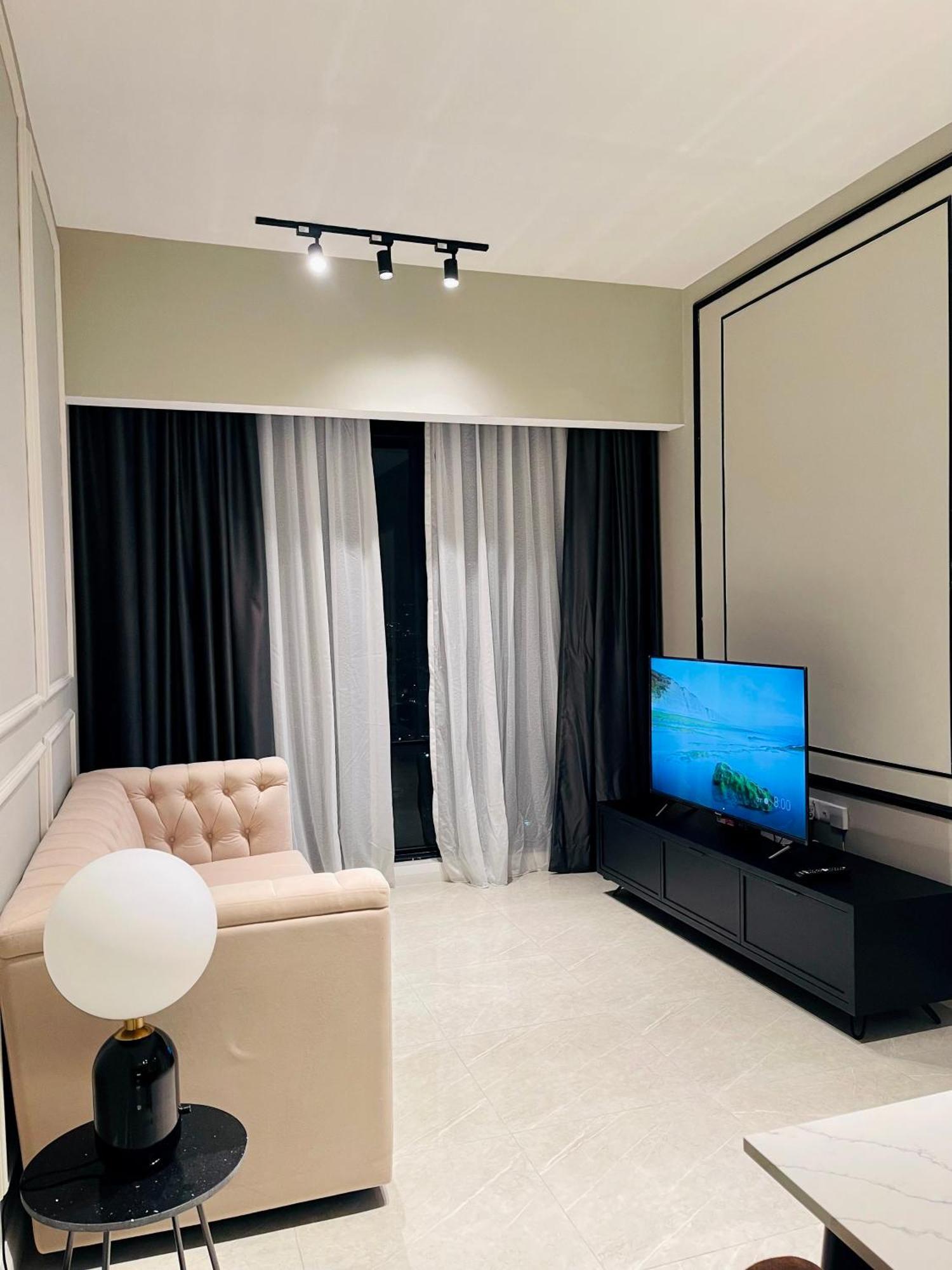 Pangsapuri Axon Suites Premium *